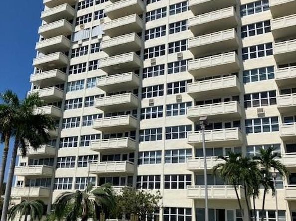 3200 NE 36th St 321, Fort Lauderdale FL 33308