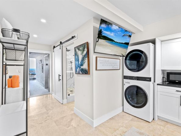 1160 Hillsboro Mile PH, Hillsboro Beach FL 33062