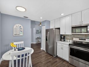 13 Lexington Lane E H, Palm Beach Gardens FL 33418