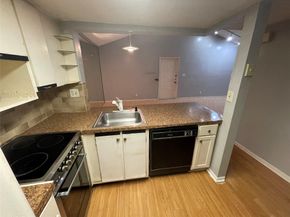 3083 N Oakland Forest DR 308, Oakland Park FL 33309