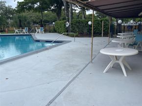 3083 N Oakland Forest DR 308, Oakland Park FL 33309