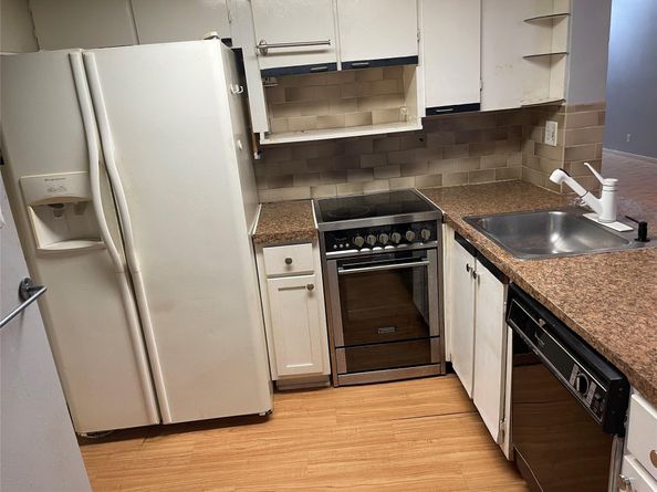 3083 N Oakland Forest DR 308, Oakland Park FL 33309