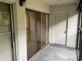 3083 N Oakland Forest DR 308, Oakland Park FL 33309