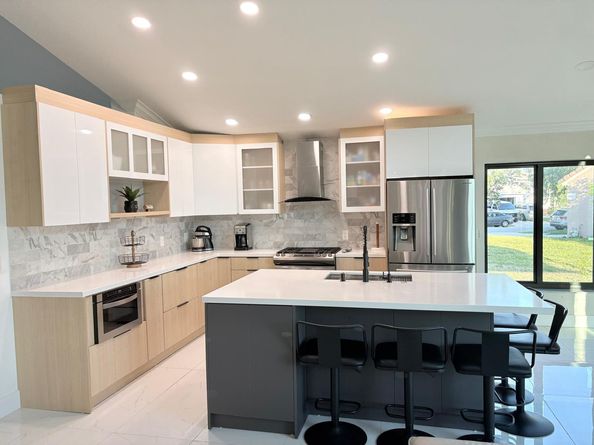 14216 NW 21st ST, Pembroke Pines FL 33028