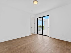 16722 S Botaniko Dr S, Weston FL 33326