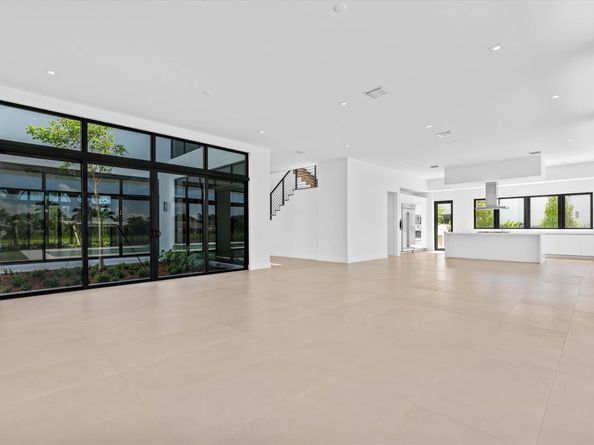 16722 S Botaniko Dr S, Weston FL 33326