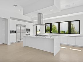 16722 S Botaniko Dr S, Weston FL 33326