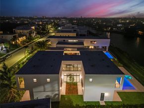 16722 S Botaniko Dr S, Weston FL 33326