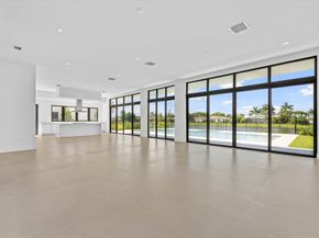 16722 S Botaniko Dr S, Weston FL 33326