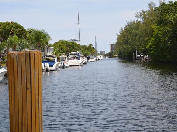 6307 N Bay Club Dr 3, Fort Lauderdale FL 33308