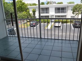 6307 N Bay Club Dr 3, Fort Lauderdale FL 33308