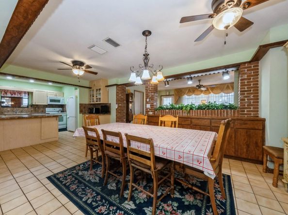 4221 NW 16th Ave, Oakland Park FL 33309
