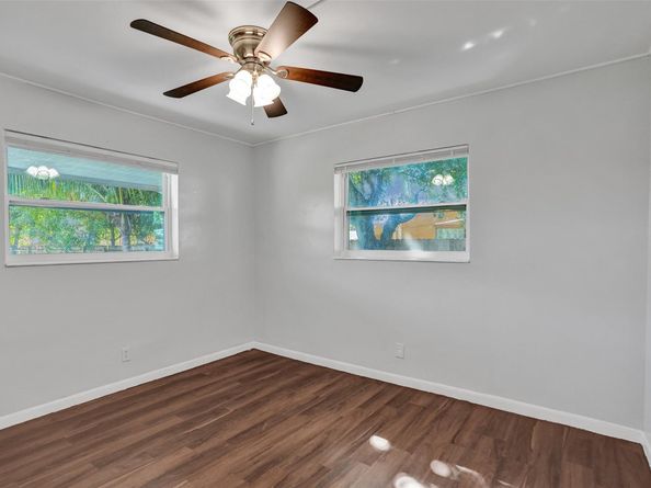 260-268 NE 41st St, Oakland Park FL 33334