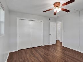 260-268 NE 41st St, Oakland Park FL 33334