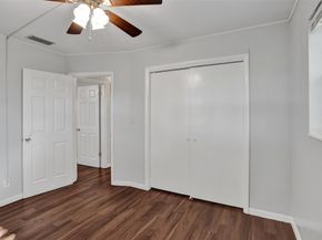 260-268 NE 41st St, Oakland Park FL 33334