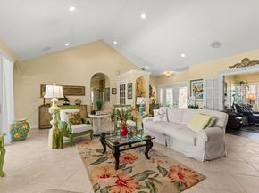 33 Rabbits Run Run, Palm Beach Gardens FL 33418