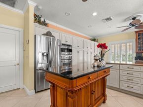 33 Rabbits Run Run, Palm Beach Gardens FL 33418