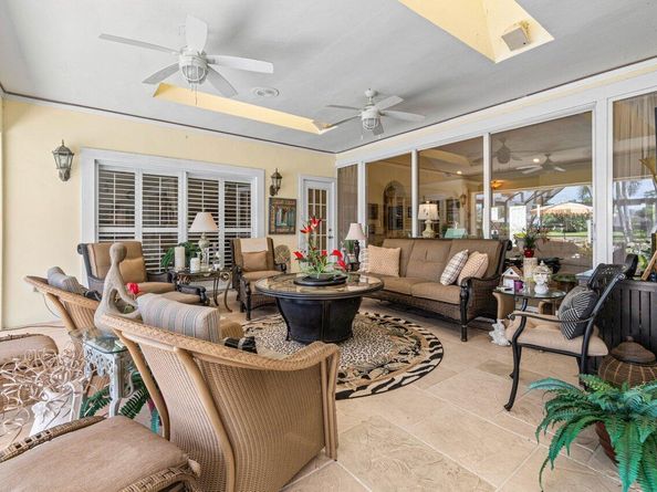 33 Rabbits Run Run, Palm Beach Gardens FL 33418