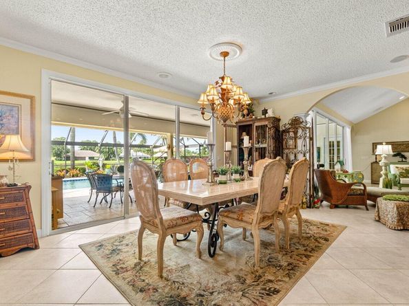 33 Rabbits Run Run, Palm Beach Gardens FL 33418