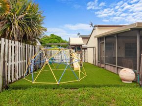19835 NW 64th Pl, Hialeah FL 33015