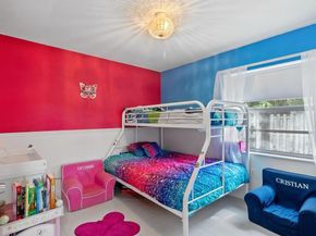 19835 NW 64th Pl, Hialeah FL 33015
