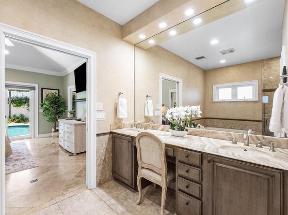 125 NE 10th Street, Delray Beach FL 33444