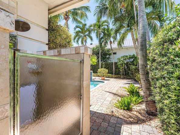 125 NE 10th Street, Delray Beach FL 33444