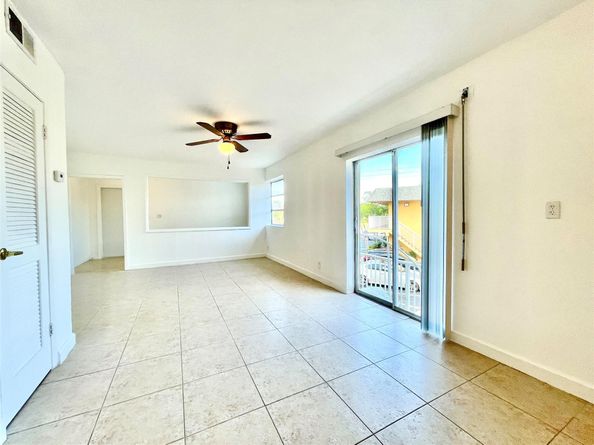 4071 N Dixie Hwy 20, Oakland Park FL 33334