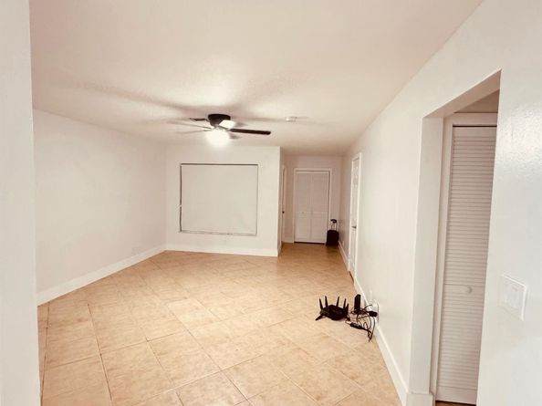 7101 NW 78th Ter, Tamarac FL 33321