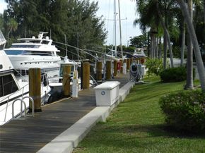 6307 Bay Club Dr 2, Fort Lauderdale FL 33308