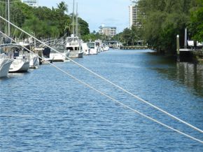 6307 Bay Club Dr 2, Fort Lauderdale FL 33308