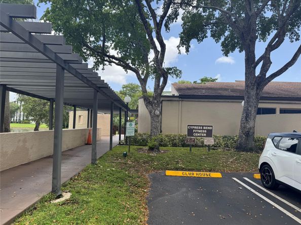 Undisclosed Address #FX-10517092, Pompano Beach FL 33069