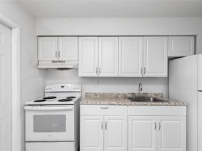 800 SW 30th St, Fort Lauderdale FL 33315