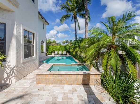 809 NE 71st Street, Boca Raton FL 33487