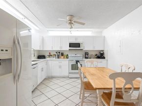 9625 Riverside Dr 4D, Coral Springs FL 33071