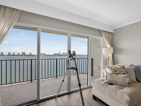 801 Lake Shore Drive 807, Lake Park FL 33403