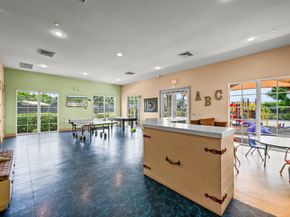 195 Via Condado Way, Palm Beach Gardens FL 33418