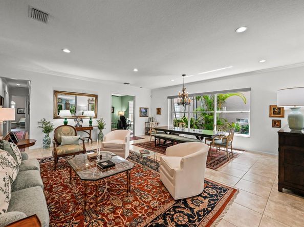 195 Via Condado Way, Palm Beach Gardens FL 33418