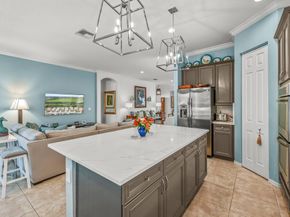 195 Via Condado Way, Palm Beach Gardens FL 33418