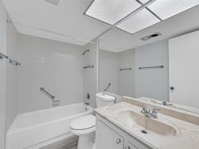 2704 Nassau Bnd H2, Coconut Creek FL 33066