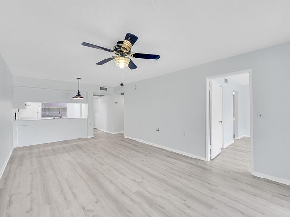 2704 Nassau Bnd H2, Coconut Creek FL 33066