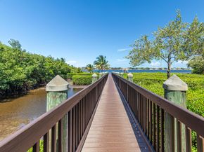 120 Via Villagio, Hypoluxo FL 33462