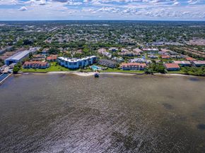 120 Via Villagio, Hypoluxo FL 33462
