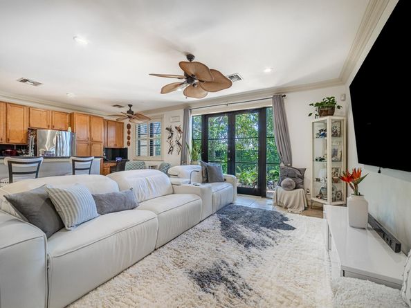 120 Via Villagio, Hypoluxo FL 33462