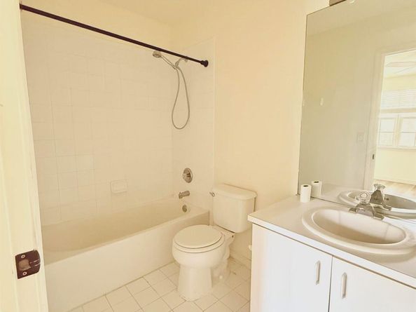 1039 Kokomo Key Lane, Delray Beach FL 33483