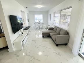 1902 SW Roma Way, Boynton Beach FL 33426