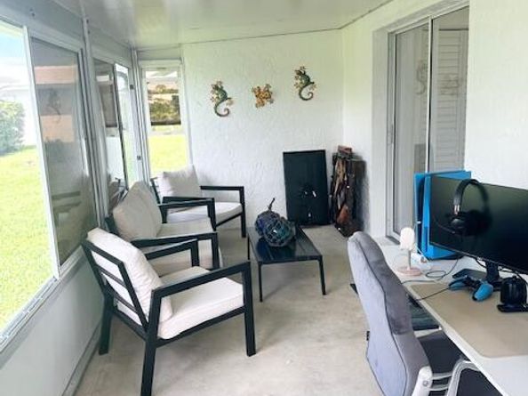 1902 SW Roma Way, Boynton Beach FL 33426