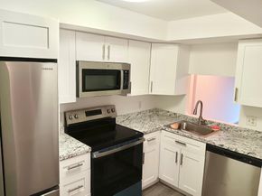 102 Royal Park Drive 3D, Oakland Park FL 33309