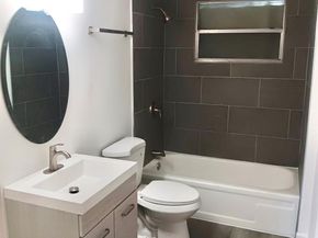 102 Royal Park Drive 3D, Oakland Park FL 33309