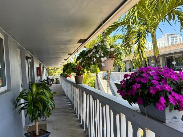 101-105 SE 26th St, Fort Lauderdale FL 33316